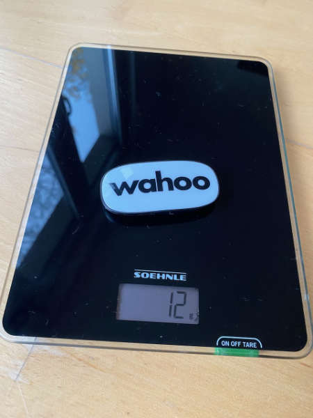 Wie viel wiegt der Wahoo Trackr?