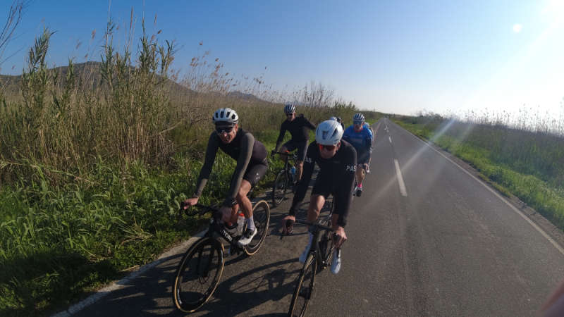 Mit der Gruppe über die Schilfstraße