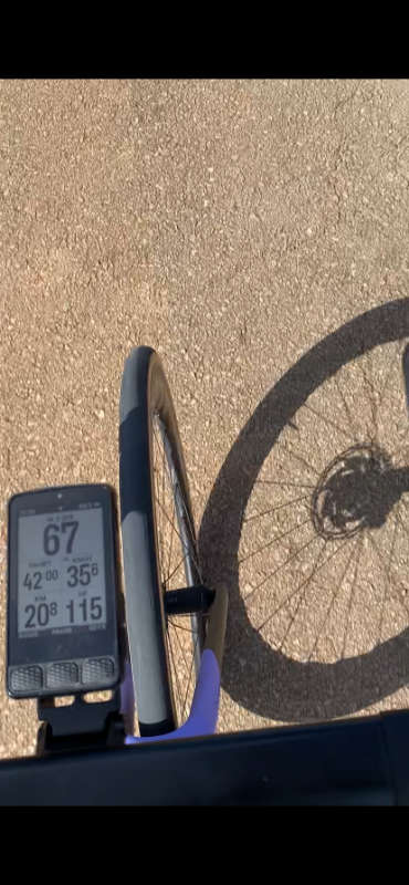 So sieht das Display aus, wenn Sonnenlicht drauf scheint (Foto aus Mallorca). Hintergrundbeleuchtung: Aus