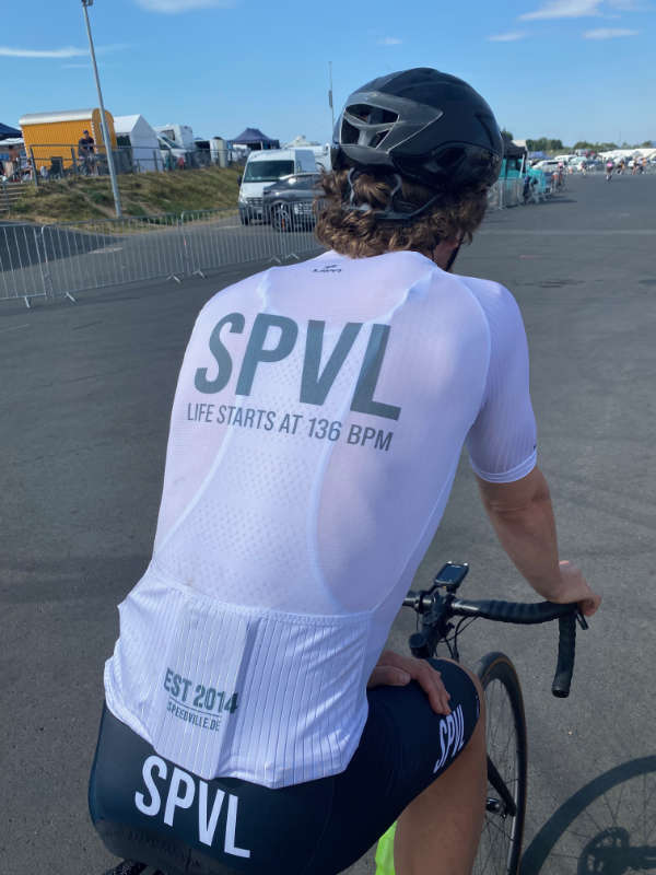 Neues Trikot
