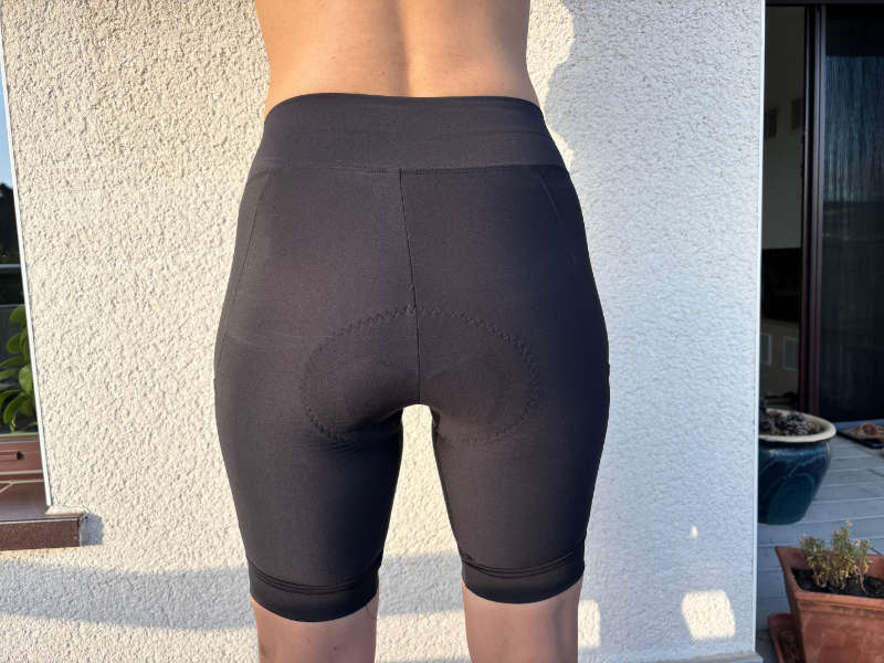 Menstruationspolster für Radsportlerinnen während der Tage
